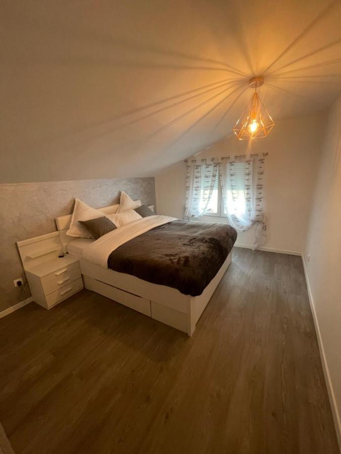 Maisonnette Avec Terrasse Strasbourg Exteriör bild